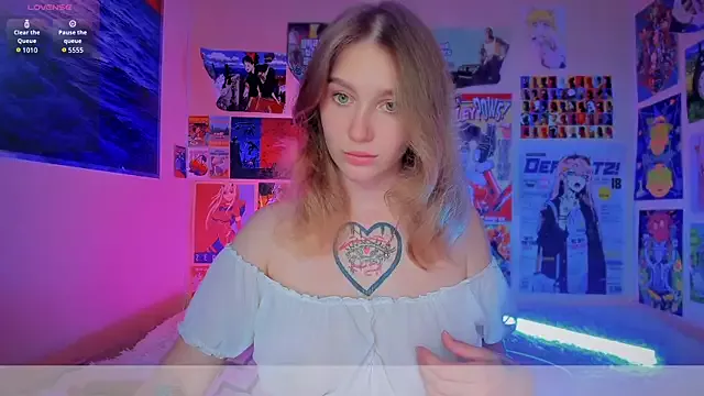 Offline AliceMilman on StripChat