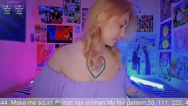 Offline AliceMilman on StripChat