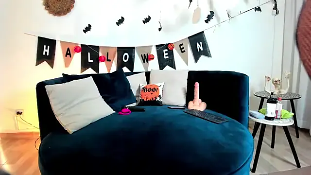 Freechat alissonbronw____ on StripChat