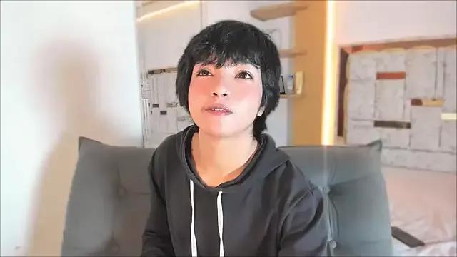AllanYong18 from StripChat