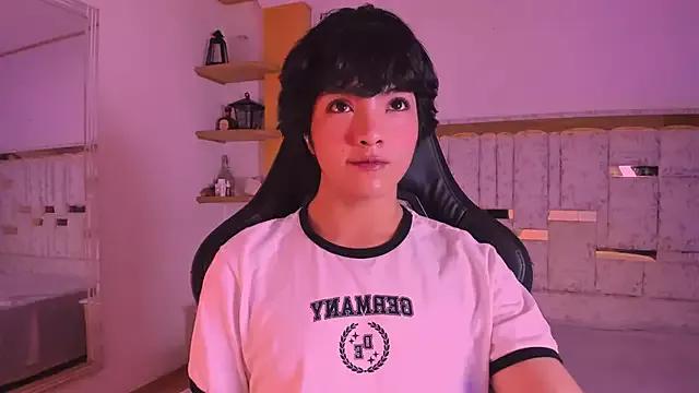 AllanYong18 from StripChat