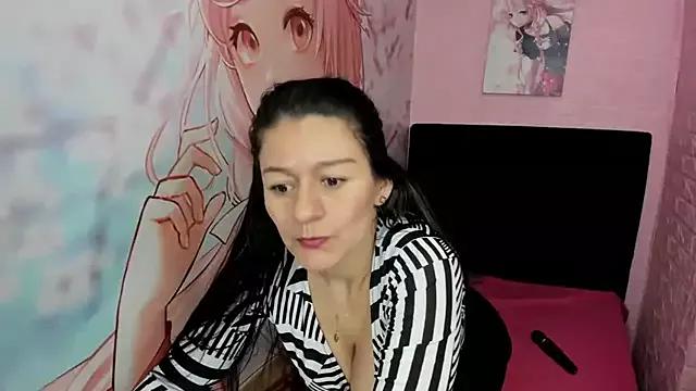 AllysonMilf69 from StripChat
