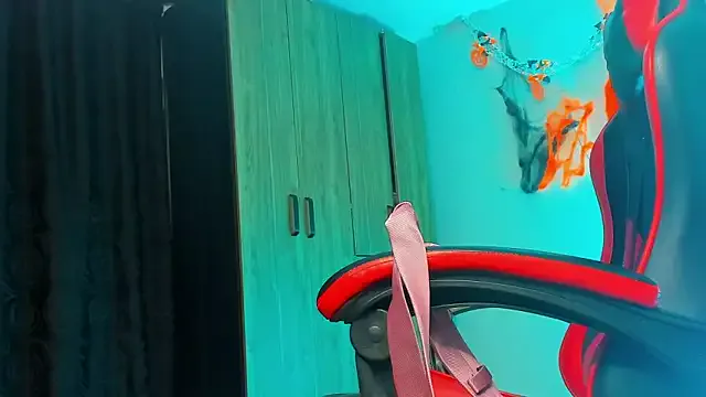 Offline ALPHA_DOMINUS_ on StripChat