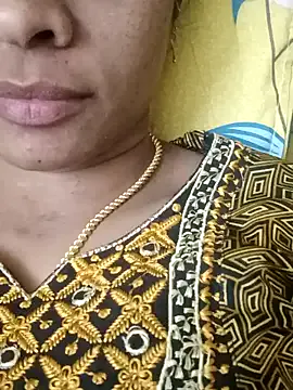 Offline Ambika01 on StripChat