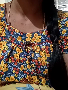 Offline Ambika01 on StripChat