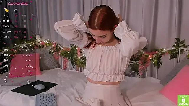 Offline Amelia_skyy on StripChat