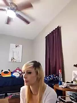 AmethystFoxx from StripChat is Freechat