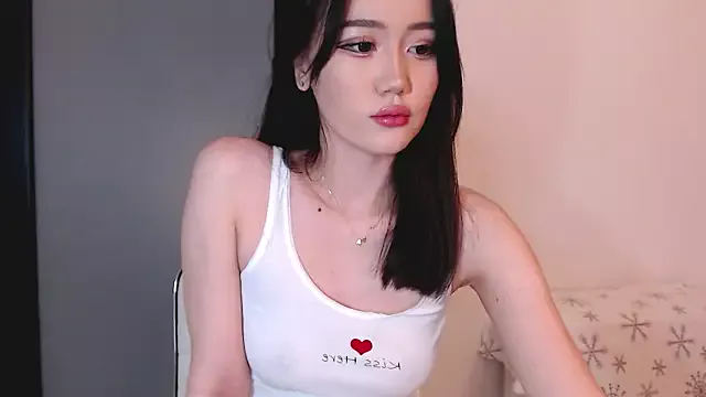 Offline AmiliYan on StripChat