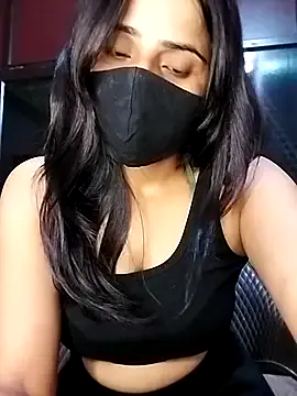Offline Amisha2 on StripChat