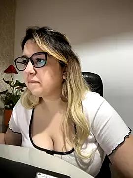 amooraaamoon from StripChat