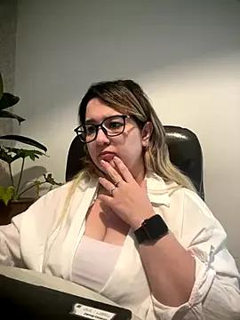 amooraaamoon from StripChat