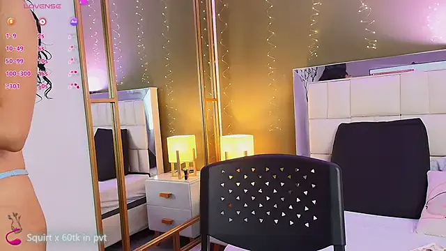 Offline anahi_maite on StripChat