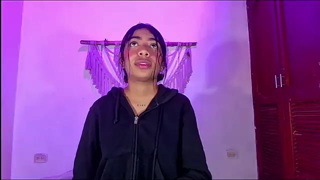 anais_tgn from StripChat
