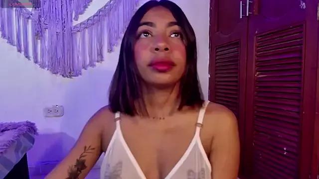 anais_tgn from StripChat