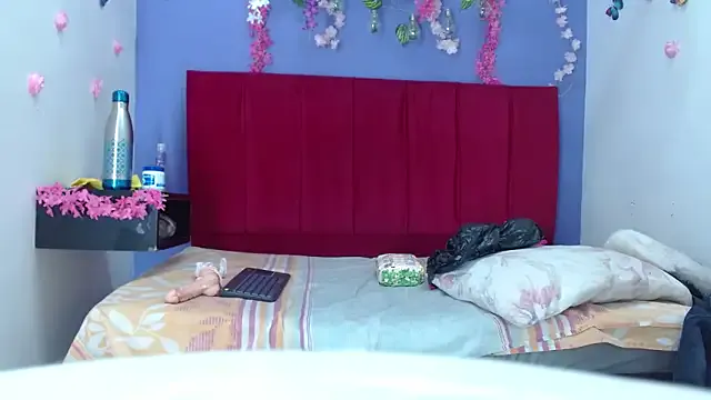 Offline andrea_lopeez on StripChat