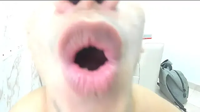 Offline ANDRES_STUD on StripChat