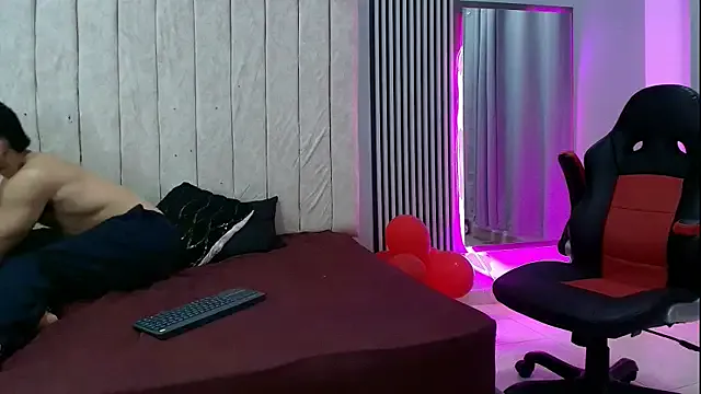 Offline ANDRES_STUD on StripChat