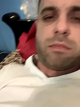 Offline AndyLynn on StripChat