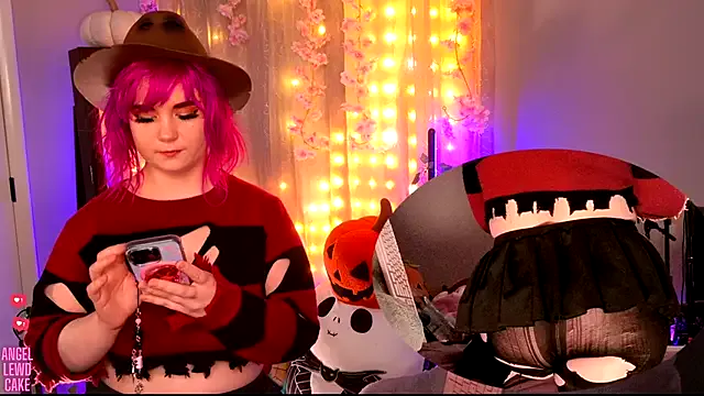 Offline Angel-Lewd-Cake on StripChat