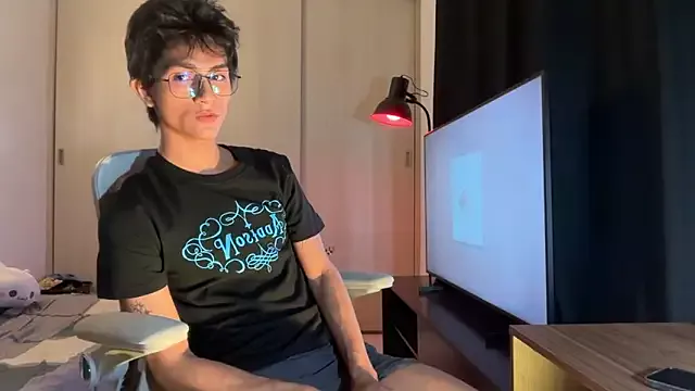 Offline Angel_bunny2 on StripChat