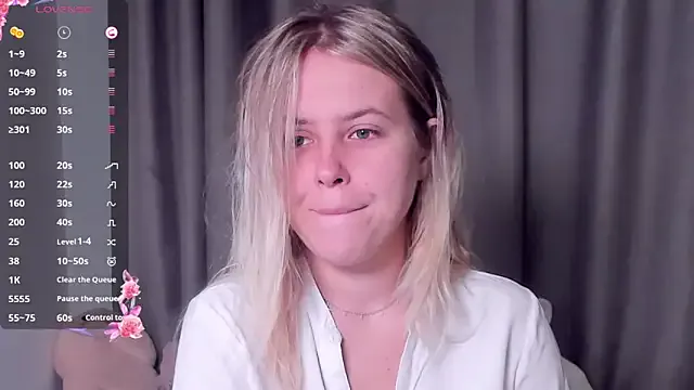 Offline AngelAnty on StripChat