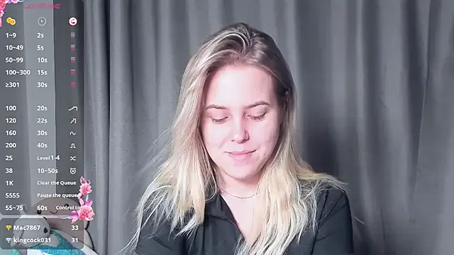 Offline AngelAnty on StripChat