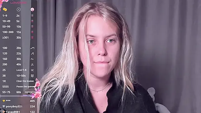 Offline AngelAnty on StripChat