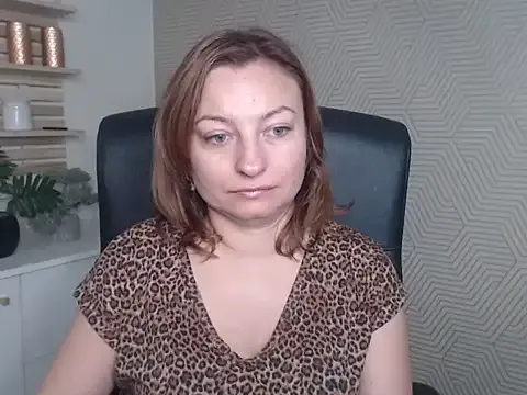 Offline angelaSamt on StripChat