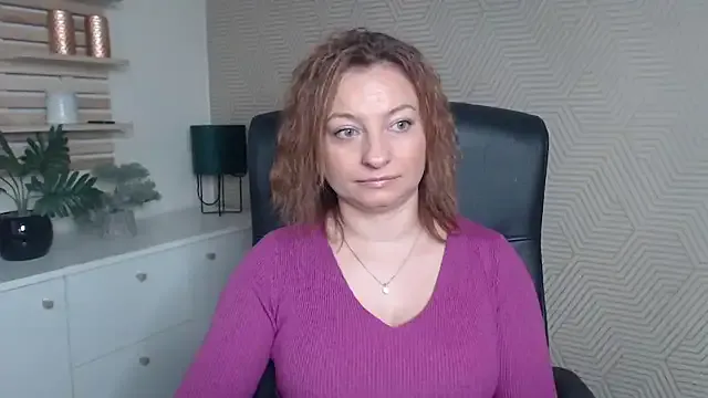 Offline angelaSamt on StripChat