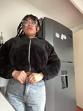 Offline angie_rousse_ on StripChat