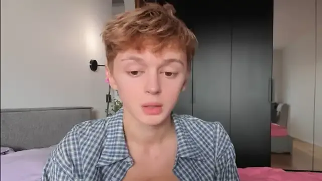 Offline angleAndy on StripChat