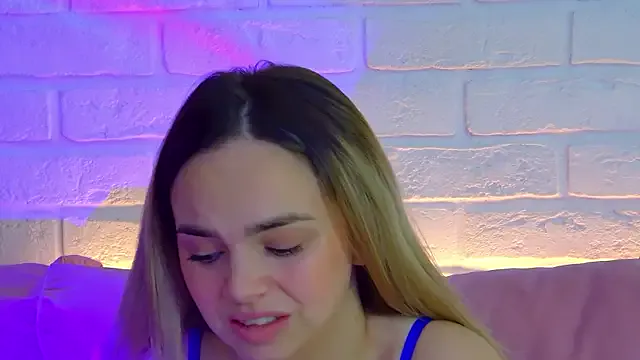 Offline AnitaVenture on StripChat