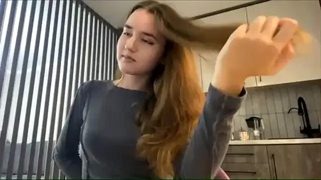 Anna_Dominator from StripChat