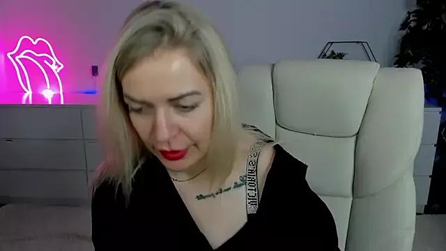 Anna_Snows from StripChat