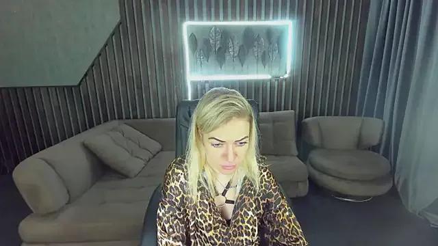 Anna_Snows from StripChat