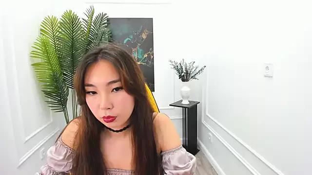 AnnaReyla from StripChat