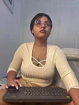 AnnePrince- from StripChat