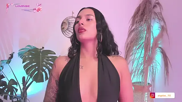 Anngel_1 on StripChat