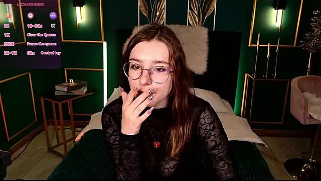 AnnyNextDoor from StripChat