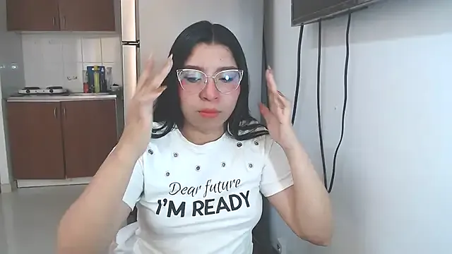 Freechat Antoneella_vz on StripChat