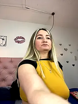 Offline antonella87 on StripChat