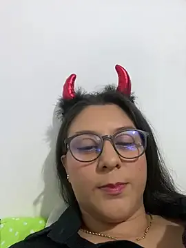 ANYLU19 on StripChat