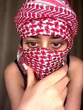 Arab-mimi from StripChat is Freechat