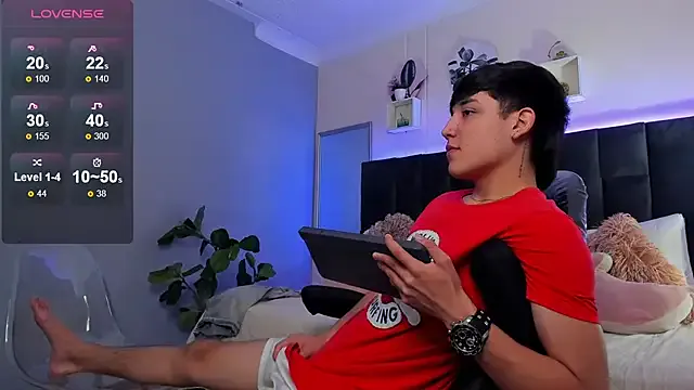 Offline Ares_di_martin on StripChat