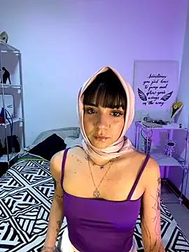 AriaBlush_18 from StripChat
