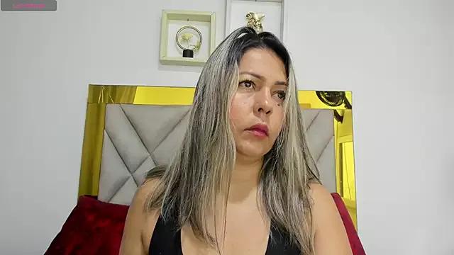 ariana-martins from StripChat