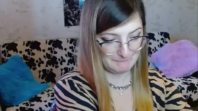 Offline Arielsssplash on StripChat