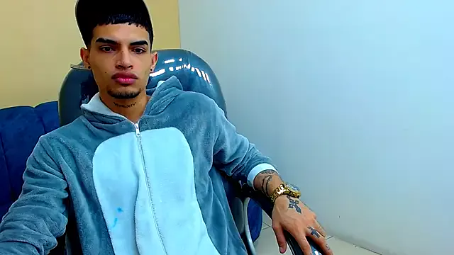 Freechat ariess_king on StripChat