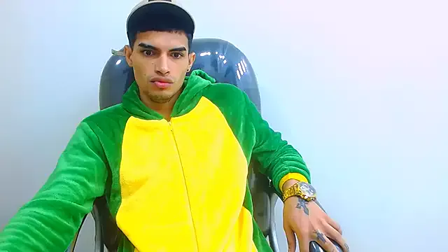 Freechat ariess_king on StripChat