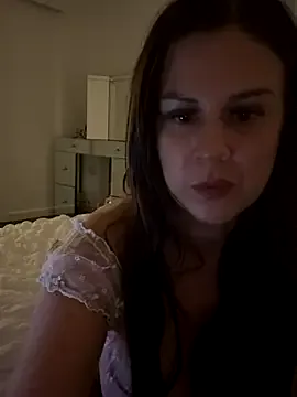 Offline AshleyJayUK on StripChat